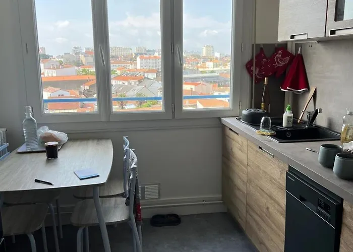 アパート La Sablaise レ・サ​​ーブル・ドロンヌ